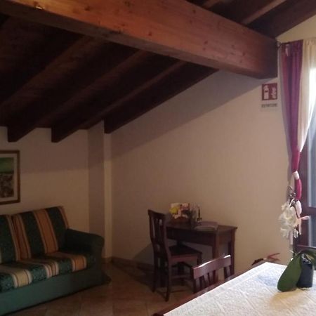 B&B Stella Del Borgo Castiglione Olona Bagian luar foto